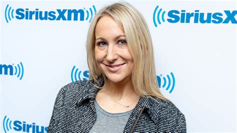 nikki glaser body|A Breakdown Of Nikki Glasers Plastic Surgery Transformation